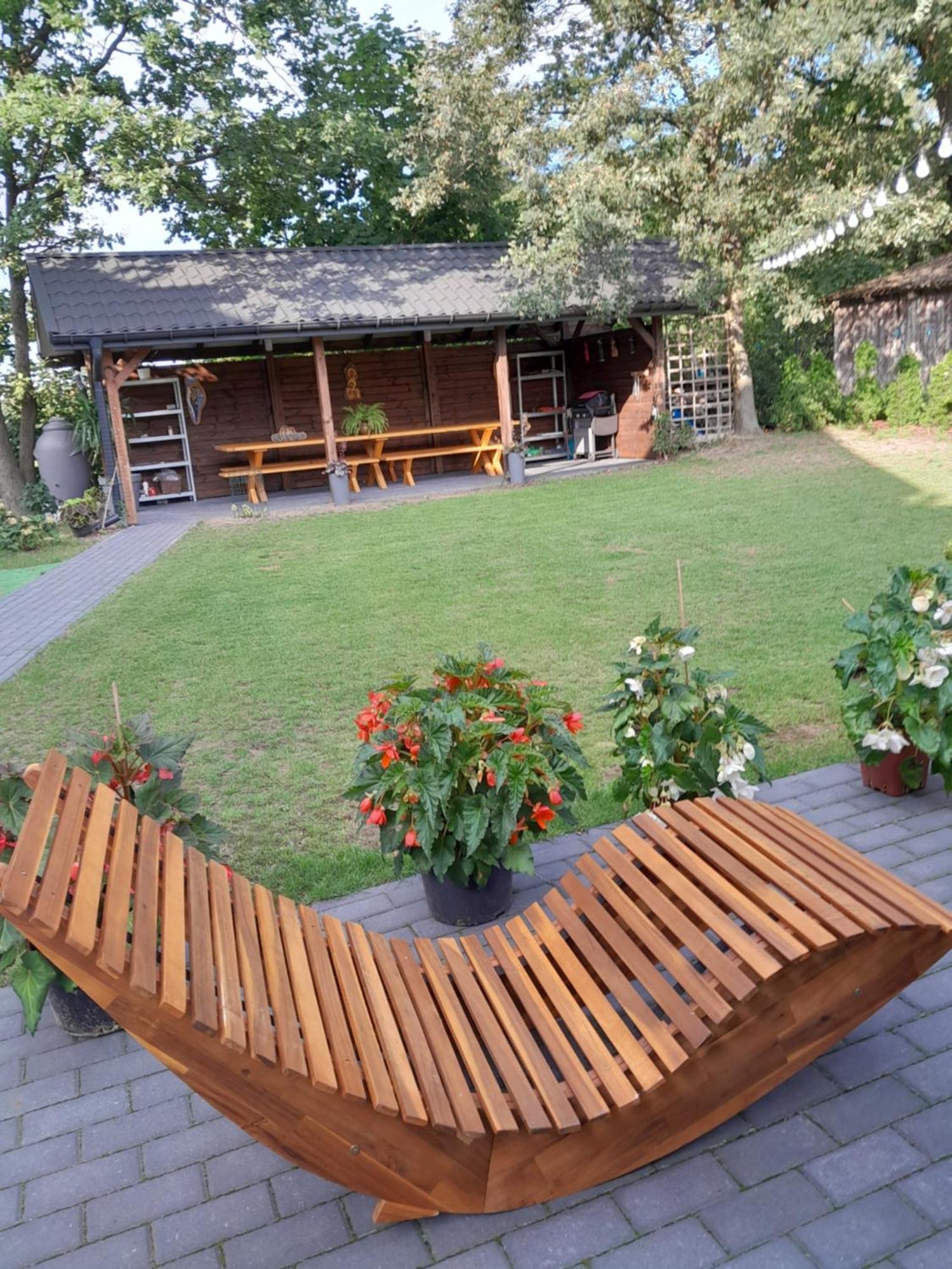 Dworek Akacja Uslugi Hotelarskie Janowiec Exterior foto
